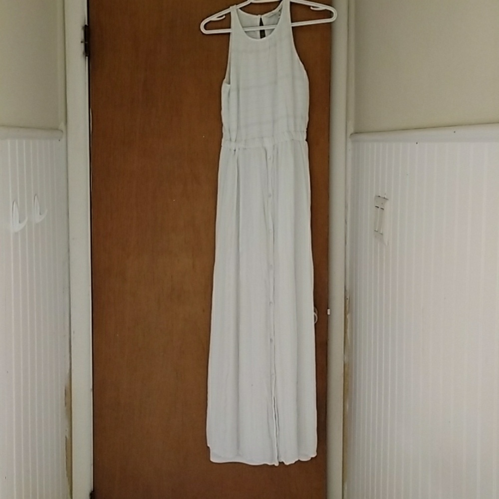 White dress only been worn once